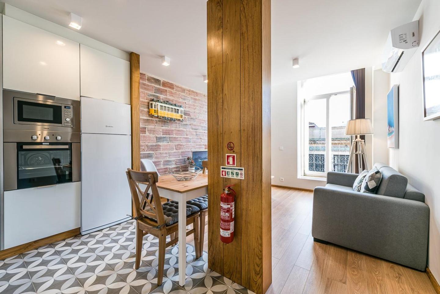 Guestready - Crayon Walls Apts OOporto Esterno foto