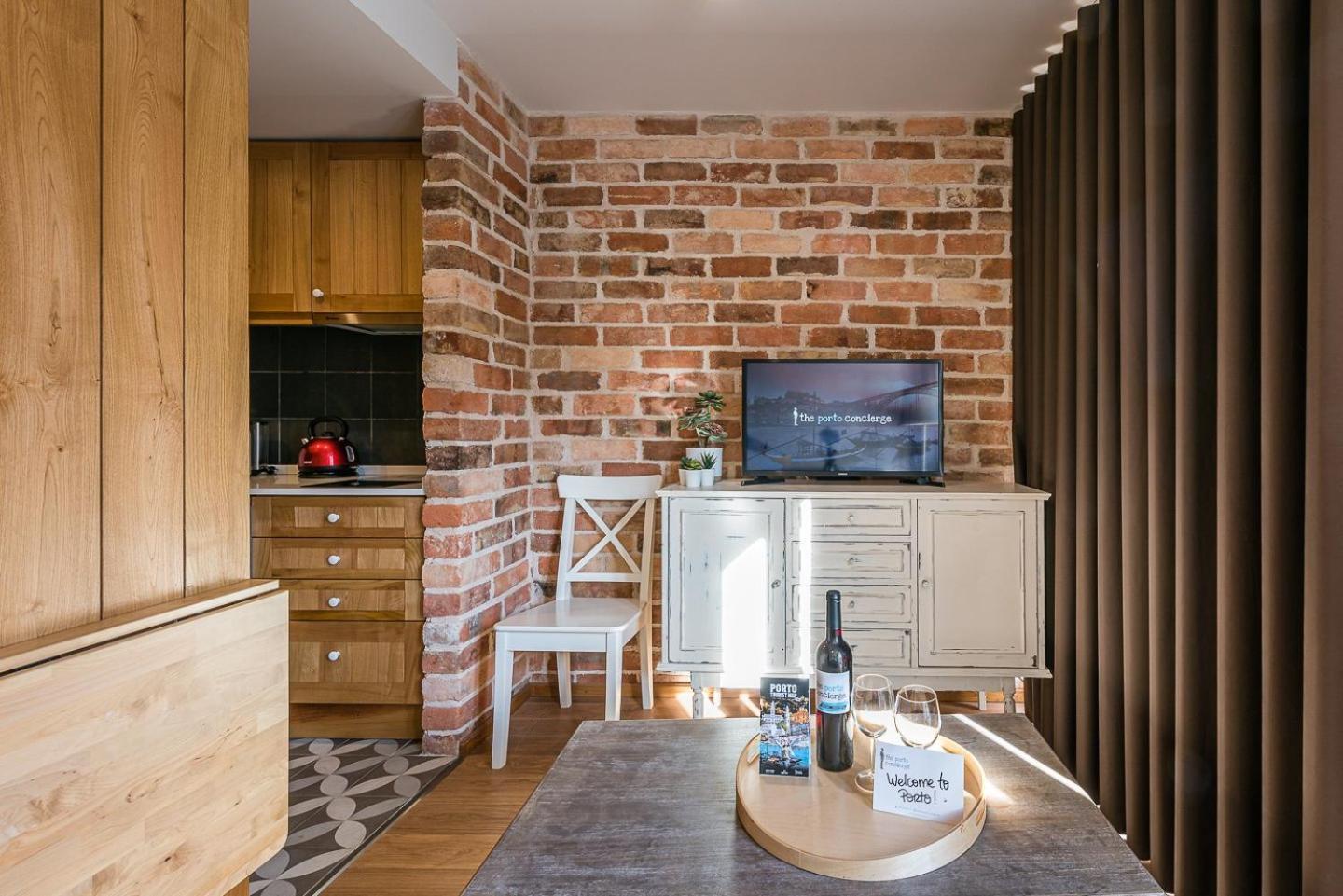 Guestready - Crayon Walls Apts OOporto Esterno foto